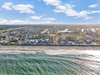 Oceanview Rooftop Patio Overlooking Flagler Beach W Firepit, Game Room, Bikes - ブティック