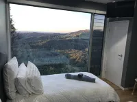 629 Balmoral Ridge - secluded hideaway with spectacular views Hotels in Maleny