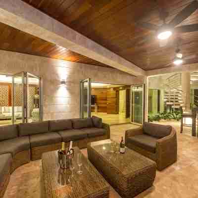 Bachelor Mansion Punta Cana - 24 GUEST - Luxury 9BR Villa Coral GATED Community Others