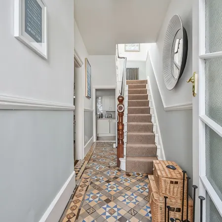 Charming Three Story Townhouse footsteps away from the historic harbour. Hotels in Looe