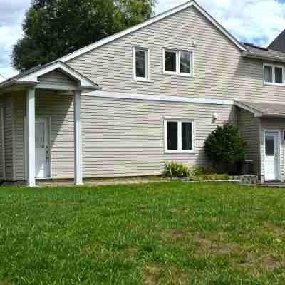 Beautiful Lakehouse in Price Edward County on the Bay of Quinte Hotel Exterior