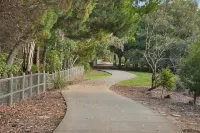 Beachside Retreat: Casuarina | Quick Walk to Beach & Near Osteria Weddings
