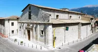 La Finestra Sulmò, panoramic apartment in Sulmona overlooking the historic center