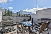 Mountain View Townhouse, Private Garage + Patio + Central AC - บังกะโล