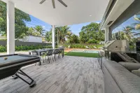 Amazing Family Paradise: Pool/Playground/BBQ/Games - Pools