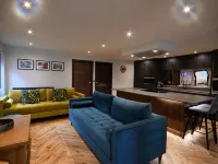 Luxury 2 Bedroom-Fully Accessible Ground Floor Property. Norfolk, Attleborough. Hotels in Attleborough