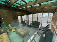 The Cuyuna "Retro Retreat" Family Lake Home