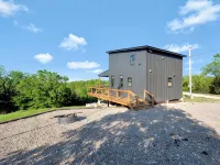 Brand New! Lofted Lookout - gorgeous views near Turner Falls Hotels in Murray County