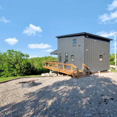 Brand New! Lofted Lookout - gorgeous views near Turner Falls Отели в г. Мюррей Каунти