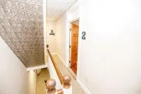 2nd floor Spacious Downtown Getaway- Across from US Naval Academy