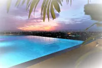 Accra Luxury Apartments @ The Lennox - Pools