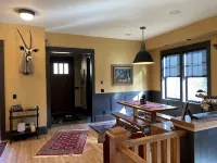 The Mission House- Located in the Finger Lakes. Hike & Bird Watch. EV Charger.