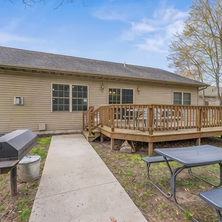 First Class "ARCADE" /18 Person/3400 sq ft/10 Bed/Firepit/Huge Kitchen/Fireplace
