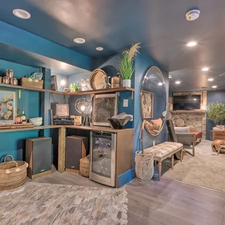 Tranquil mountainhouse w/hot tub, super close to trails & wineries- pet friendly