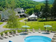 SKI-IN, SKI-OUT! LIFT and MT. VIEWS UNBEATABLE LOCATION for ALL SEASONS! Unit 2 - Wifi