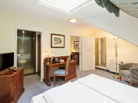 Austria Trend Hotel Schloss Wilhelminenberg Wien Hotels near 14. Penzing