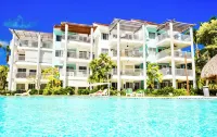 Playa Turquesa 1 Bdr Penthouse + Loft-Ocean View - Sleeps 4 Direct Beach Access - ビーチサイド