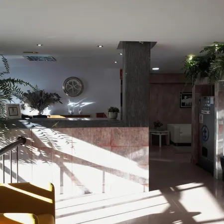 Hostal Residencia Cardona