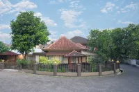 Hotel Kombokarno Malioboro Hotels in Dagen Street