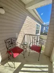 Lake Norman Condo near Charlotte! Great Location steps from downtown Cornelius! - Pools