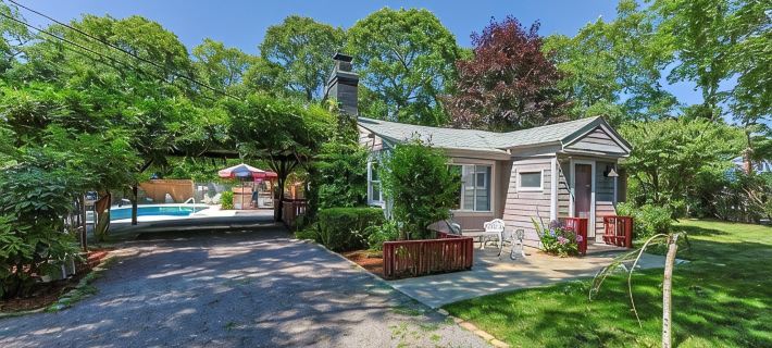 SAL's Place Hotéis em Barnstable