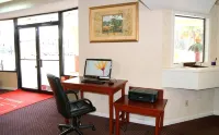 Red Carpet Inn - Natchez - 2-Star
