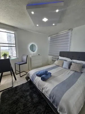 2-romm apartment , WiFi, A/C Luquillo,Puerto Rico access to the beach and pool