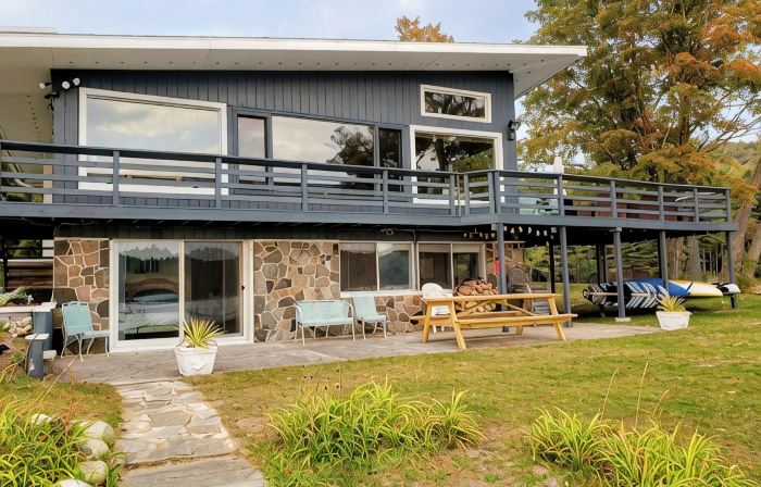 Direct Waterfront! 230ft of frontage. 6BRs, 2BAs and beautiful views!