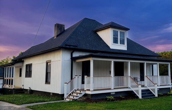 Spacious historic home with vintage southern elegance and a gourmet kitchen