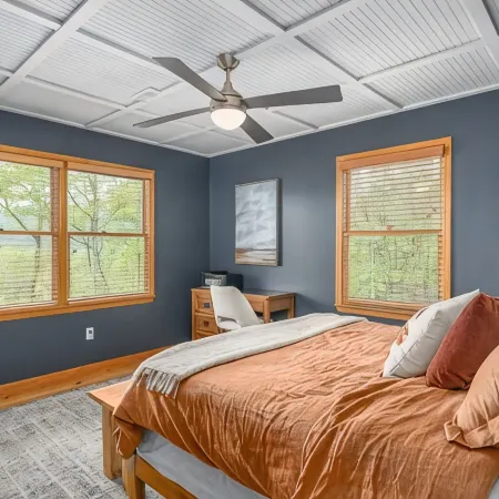 New Listing! Luxury mountain view cabin in the heart of Aska Adventure area