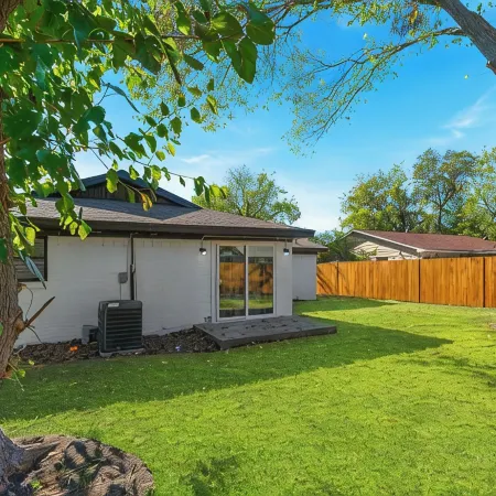 Charming, nicely furnished, 4-bedroom House in Richardson