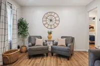 Family Friendly & Cheerful Blue Jay Ranch House close to KSU stadium - Holiday bungalows