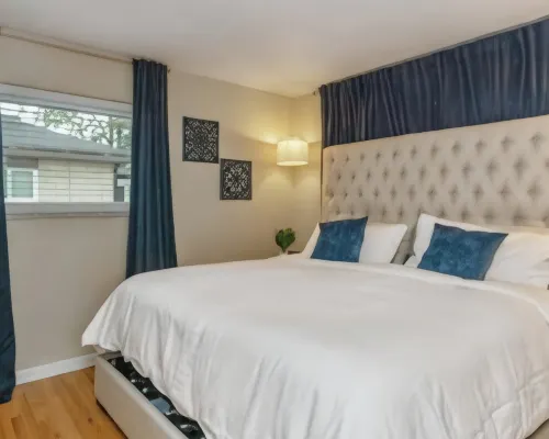VRBO in the heart of Speedway. Hotels in Speedway