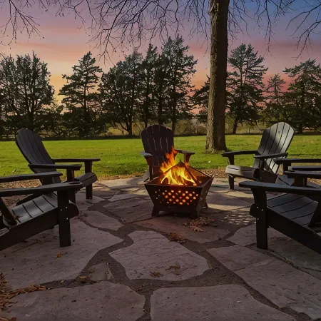 Relaxing Country Hideaway on the Edge of Lawrence - Minutes to Mass Street!