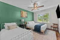 Fort. Bragg / Fort. Liberty 2min away! 4BD