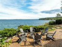 Lakefront Retreat | Sleeps 10 | Private Beach Hotels in Standish