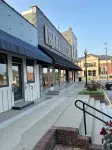 Studio Cottage on the Square, entire rental unit in Jamestown, Kentucky Отели в г. 