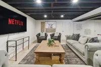 Family-Friendly Fifa Base Camp w/Game Room, Patio, & Firepit