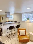 Cozy 2 bed apartment in the heart of SE Portland. Full kitchen & washer dryer! -  Ferienwohnungen