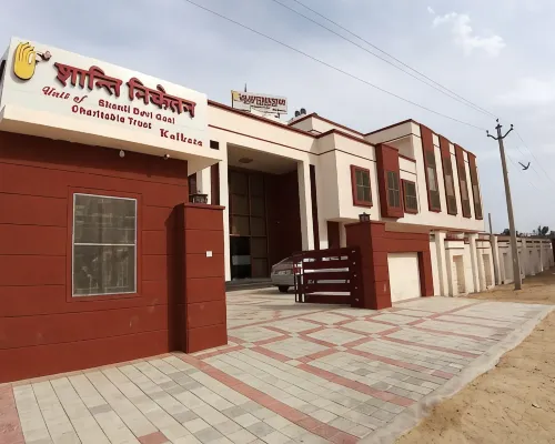 Salasar Shanti Niketan Hotels in Churu
