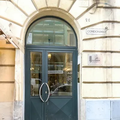 Maison Candia Luxury House Отели рядом с достопримечательностью «Станция метро Cipro»