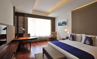 The Anya Hotel-Golf Course Road