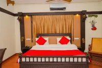 Mount Retreat Resorts - Madurai - Pools