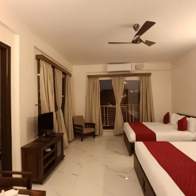 Hotel Crimson Lotus Hotel berhampiran Taman JP