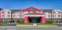 Evergreen Inn & Suites - Pet Friendly