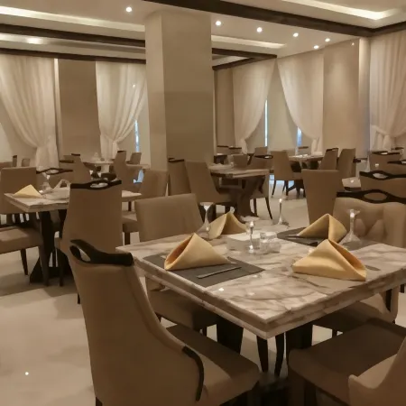 Naviti Warwick Al Khobar