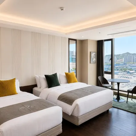 Western Palace Hotel