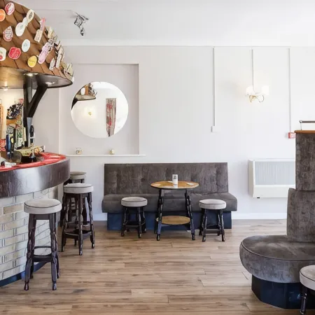 Well Parc Hotel