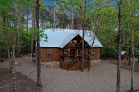 New listing special! Great for hikers,nature lovers, with hot tub and privacy - Chalets