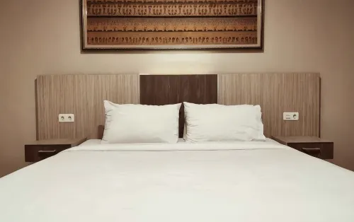 Queen Guest House - parking